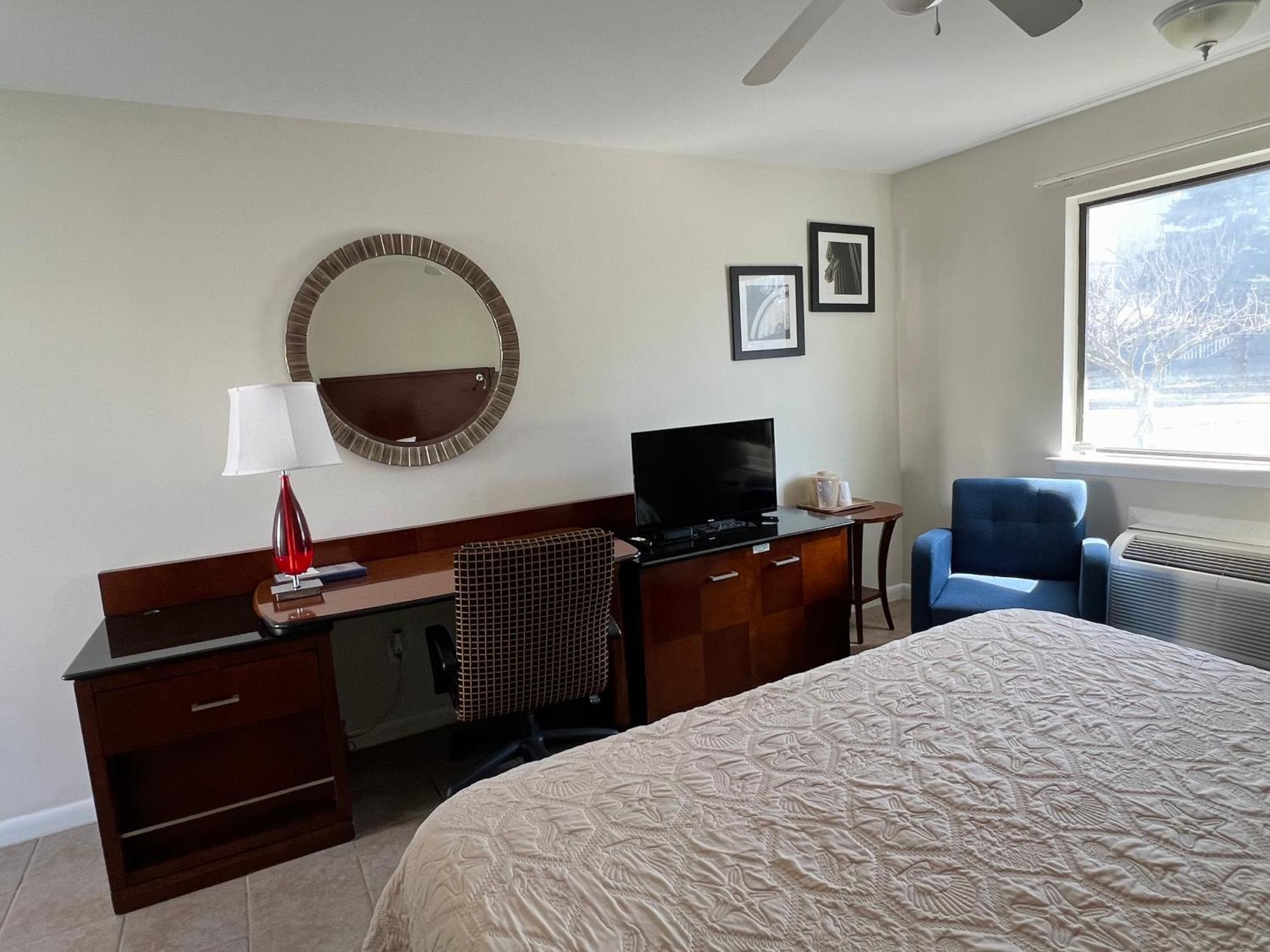 Sand Pebble Motor Lodge Пойнт-Плезант-Бич Экстерьер фото