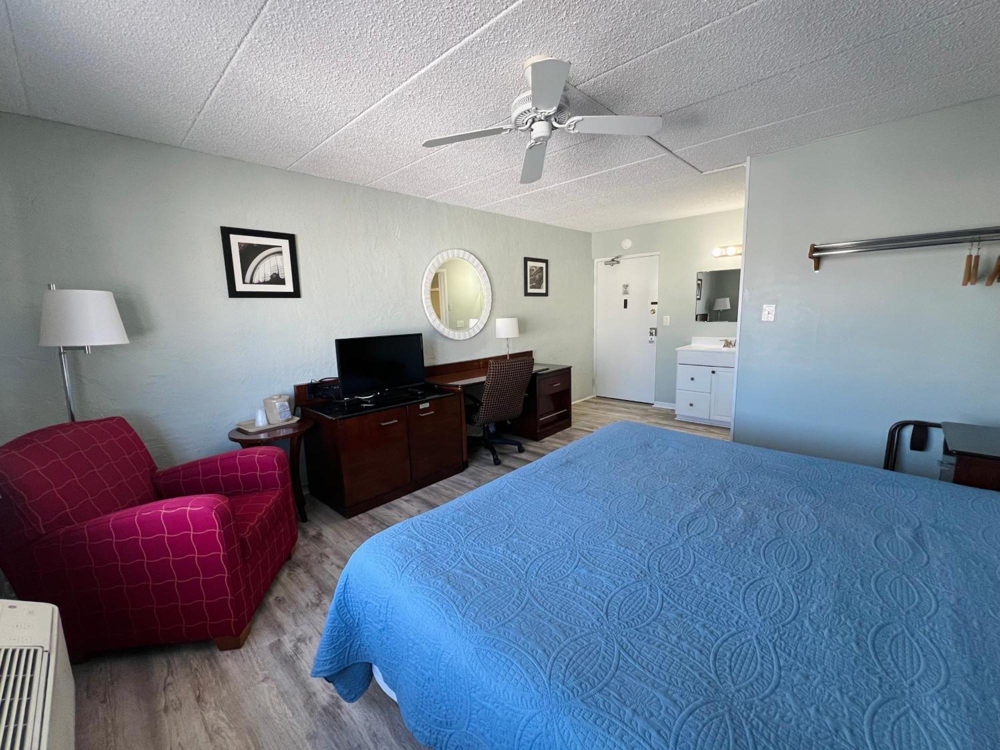 Sand Pebble Motor Lodge Пойнт-Плезант-Бич Экстерьер фото
