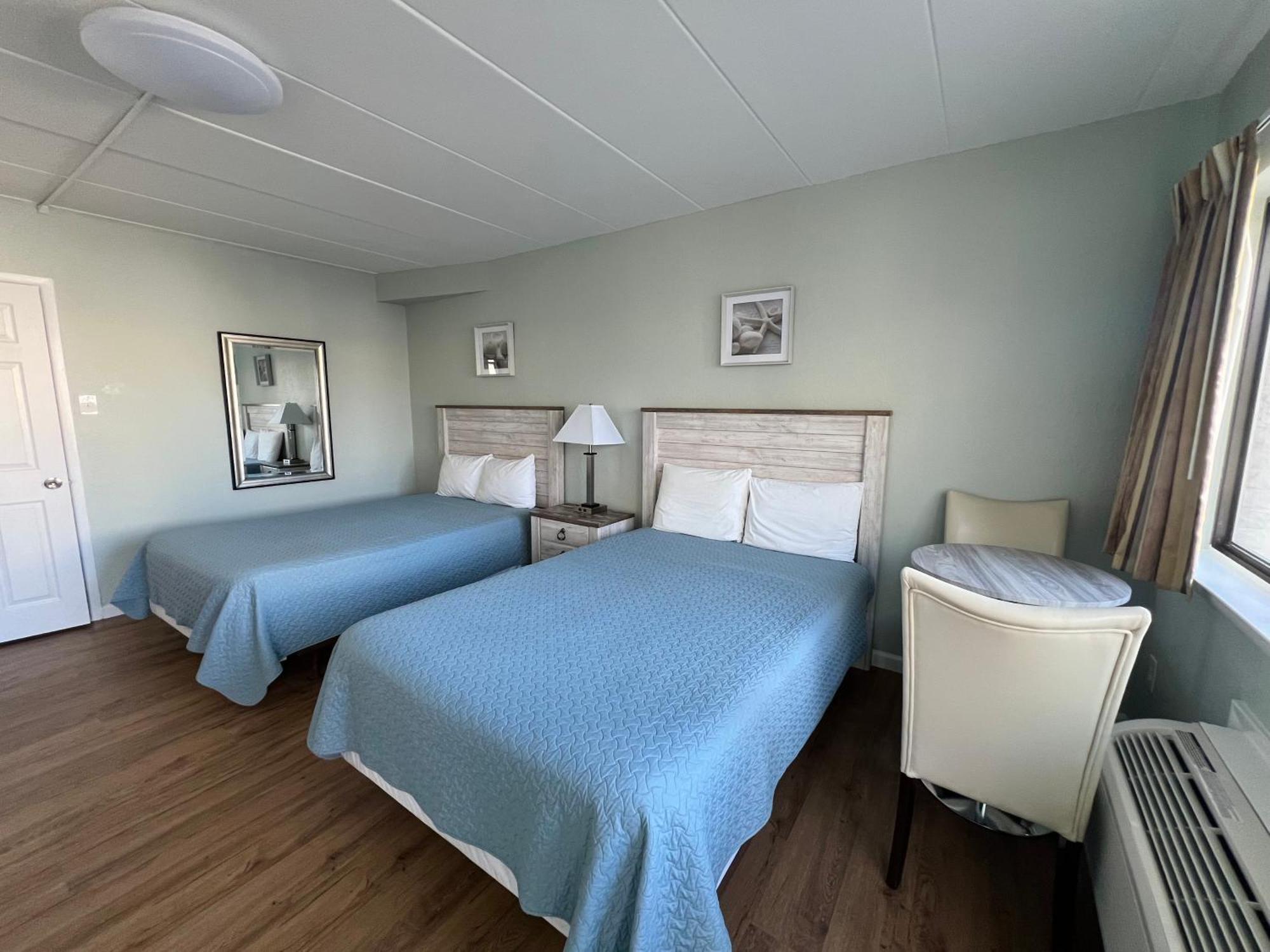 Sand Pebble Motor Lodge Пойнт-Плезант-Бич Экстерьер фото